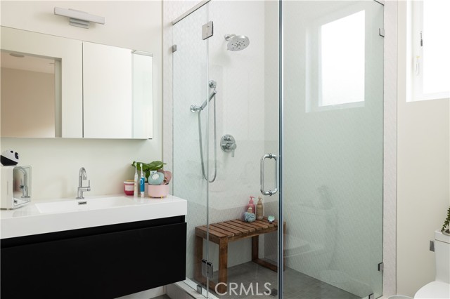 Detail Gallery Image 30 of 44 For 1615 Anita Ln, Newport Beach,  CA 92660 - 4 Beds | 4/1 Baths