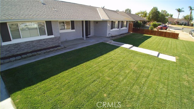 Detail Gallery Image 3 of 32 For 11398 Pena Way, Jurupa Valley,  CA 91752 - 3 Beds | 2 Baths