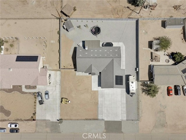 11515 Tamarisk Avenue, Hesperia CA: https://media.crmls.org/medias/544e4b38-0681-477c-9a18-2d3e91489503.jpg