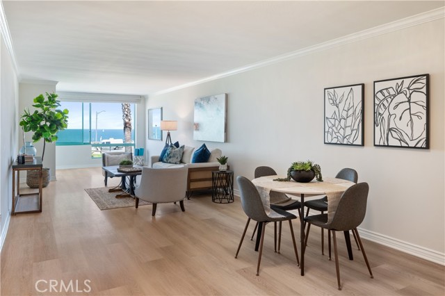 201 Calle Miramar, Redondo Beach CA: https://media.crmls.org/medias/544e7998-b9e7-42ca-aec3-6728941d014b.jpg