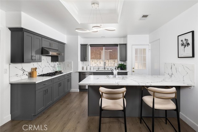 Detail Gallery Image 8 of 31 For 590 S 3rd, Arcadia,  CA 91006 - 4 Beds | 3 Baths