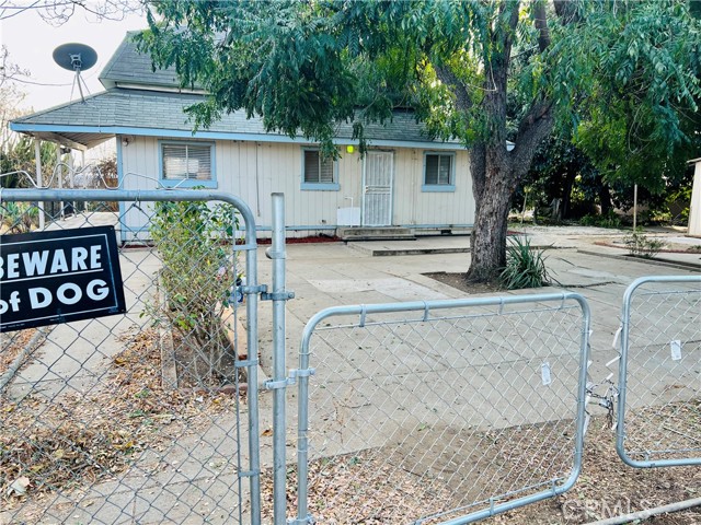 Detail Gallery Image 3 of 15 For 7124 Ramona Ave, Rancho Cucamonga,  CA 91701 - 5 Beds | 1 Baths