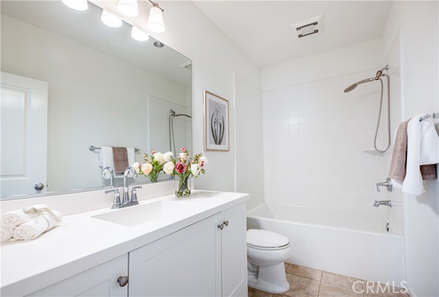 123 Hayseed, Irvine CA: https://media.crmls.org/medias/544f53e8-72e7-4294-b557-7d187581bf8b.jpg