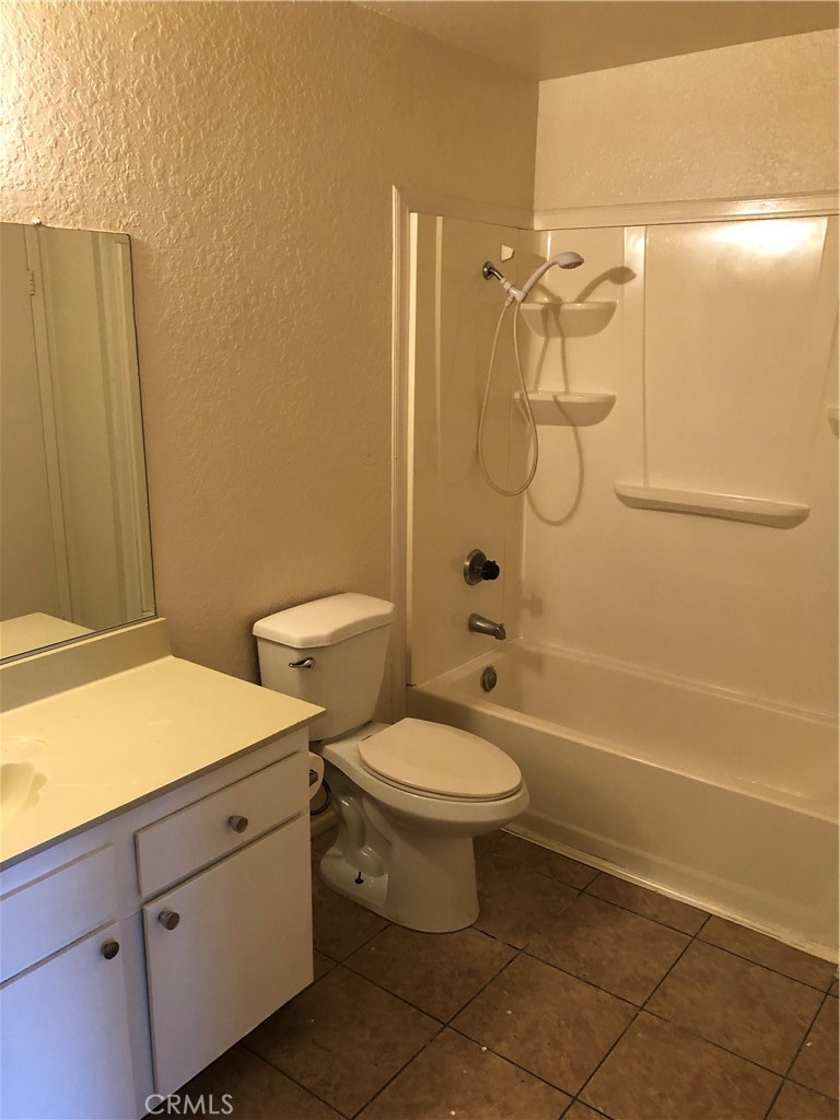 https://media.crmls.org/medias/544f7129-53ab-4c26-947b-ae57394765d3.jpg?preset=X-Large