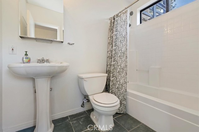 Detail Gallery Image 16 of 47 For 6302 Spruce, Angelus Oaks,  CA 92305 - 2 Beds | 2 Baths