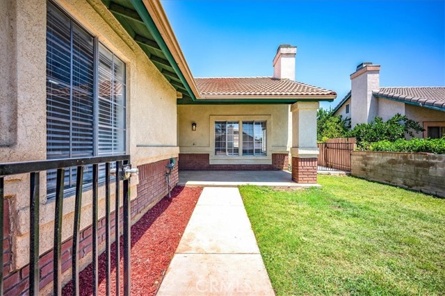 Detail Gallery Image 4 of 38 For 25394 Ramblewood Ct, Moreno Valley,  CA 92553 - 3 Beds | 2 Baths