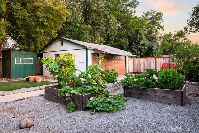 Detail Gallery Image 42 of 62 For 1734 Broadway St, Chico,  CA 95928 - 3 Beds | 1 Baths
