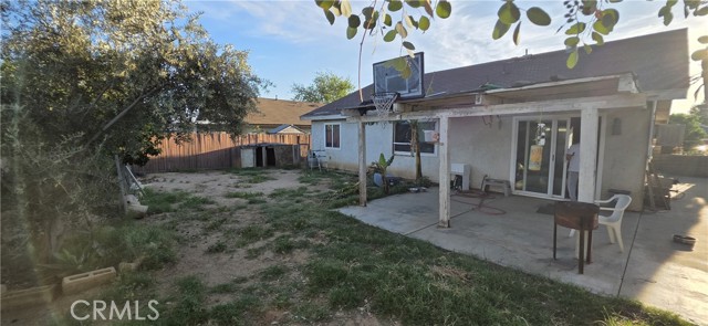 Detail Gallery Image 17 of 18 For 6362 Candle Light, Jurupa Valley,  CA 92509 - 4 Beds | 2 Baths