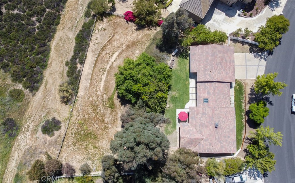 MLS #OC25098345 img 28