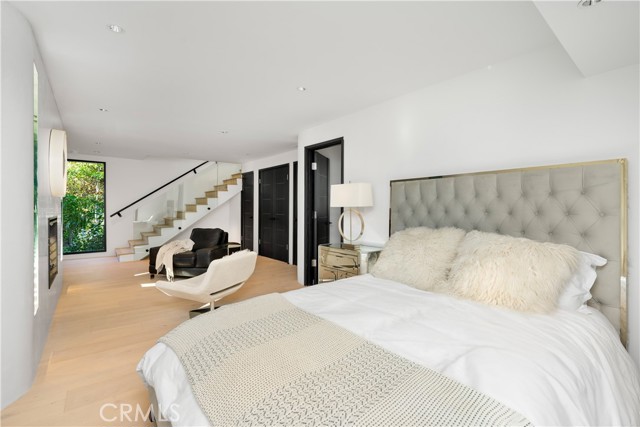 1782 Viewmont Drive, Los Angeles CA: https://media.crmls.org/medias/5454d72c-a4ad-448a-84bf-cd37808431b0.jpg