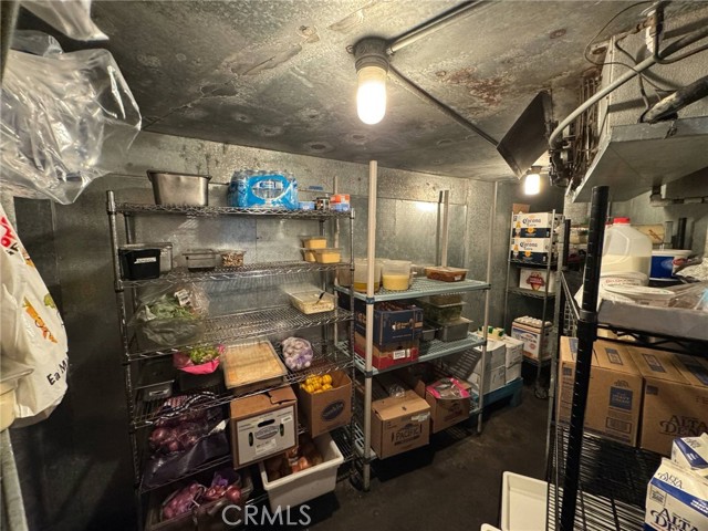 124 E Lincoln Ave, Orange CA: https://media.crmls.org/medias/5454f27c-b080-422f-acca-c4d274a14805.jpg
