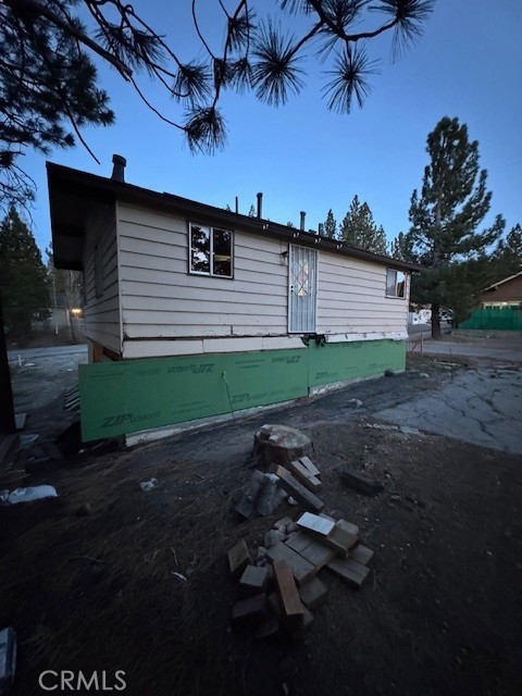 Detail Gallery Image 2 of 12 For 456 Quail Dr, Big Bear Lake,  CA 92315 - 2 Beds | 1 Baths