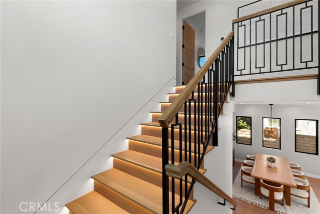 22640 Clarendon Street, Woodland Hills CA: https://media.crmls.org/medias/5455854c-74fb-48ec-b165-37fed8932cd0.jpg