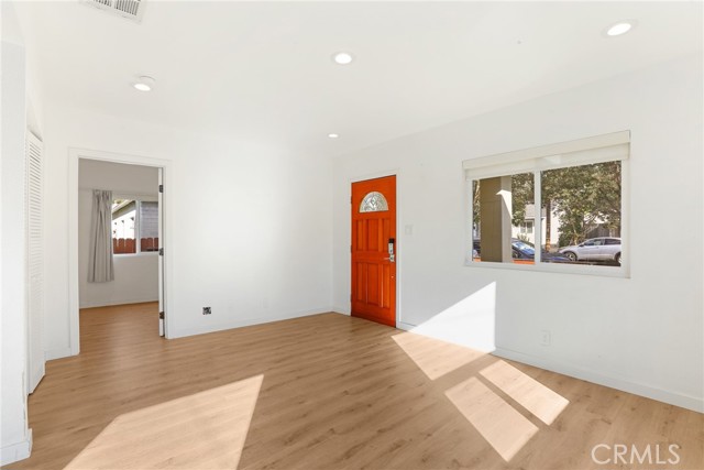 Detail Gallery Image 8 of 26 For 1915 Norwalk Ave, Los Angeles,  CA 90041 - 3 Beds | 2 Baths