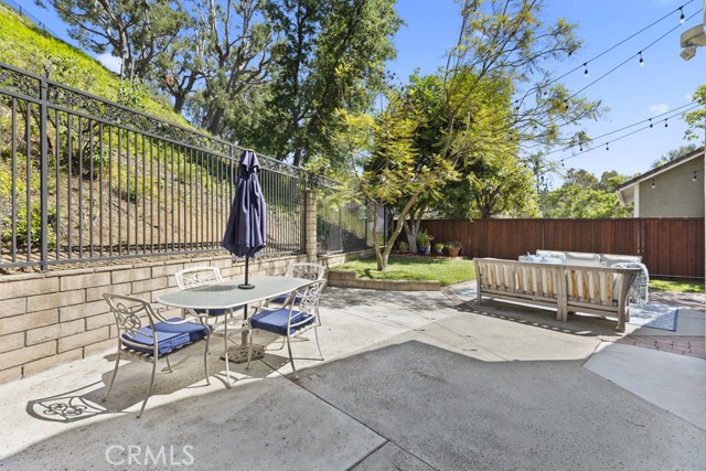 836 Via Alameda, San Dimas CA: https://media.crmls.org/medias/5457450f-5b99-416b-99f6-861f766ec0f5.jpg