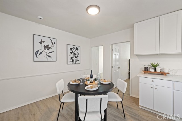 2420 Maine Avenue, Long Beach CA: https://media.crmls.org/medias/5459833b-3e33-42bd-9d8d-02ed5241f247.jpg