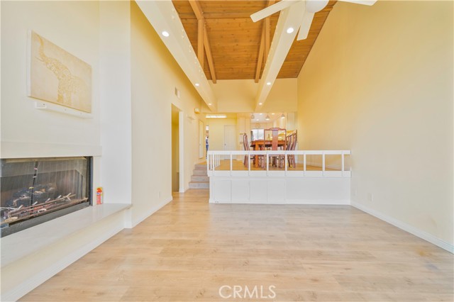 Detail Gallery Image 9 of 28 For 6336 Marina Pacifica, Long Beach,  CA 90803 - 2 Beds | 2/1 Baths