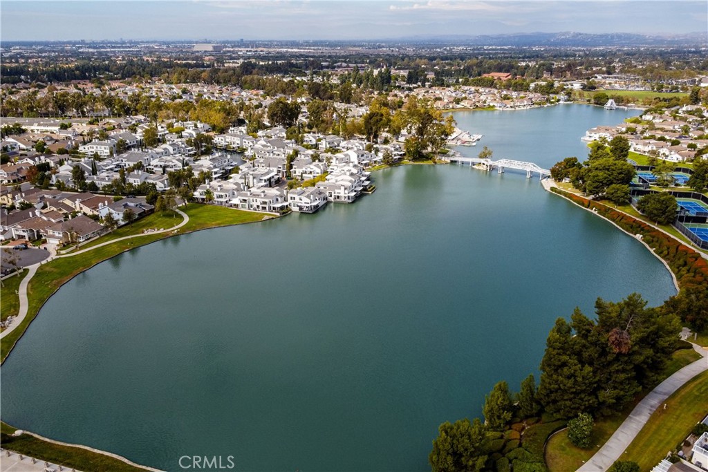 MLS #OC25233246 image #40