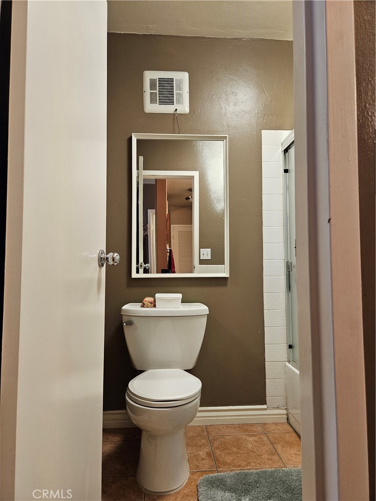 https://media.crmls.org/medias/545b4a3c-cbf4-4c9a-89b7-d54505392cc1.jpg?preset=X-Large