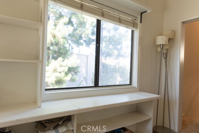 21241 Lassen Street, Chatsworth CA: https://media.crmls.org/medias/545b7779-89fb-49cd-8ede-bca79facb5f3.jpg