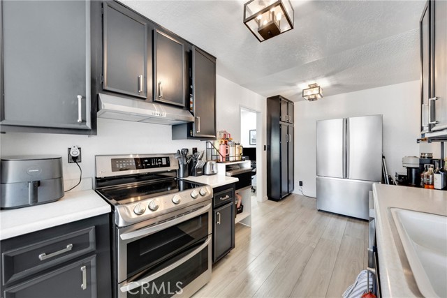 2386 E Del Mar Boulevard, Pasadena CA: https://media.crmls.org/medias/545c0694-50db-4ced-96ca-e4a37747aba3.jpg