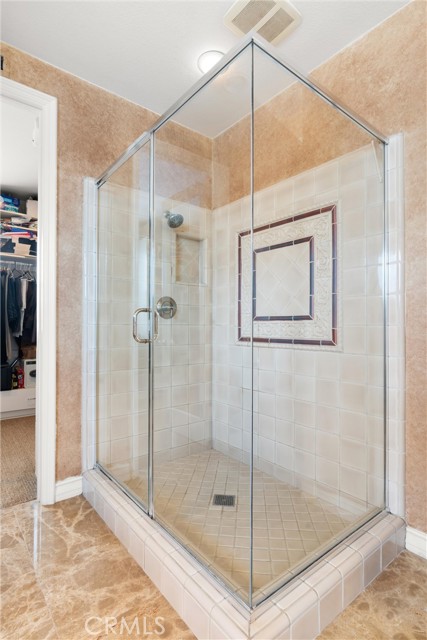 18912 Rockinghorse Lane, Huntington Beach CA: https://media.crmls.org/medias/545c1b3b-0d09-4065-bae7-6930842276c8.jpg