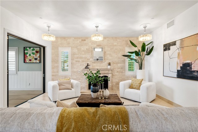 Detail Gallery Image 10 of 66 For 4090 Naples Ct, Yorba Linda,  CA 92886 - 6 Beds | 6/1 Baths