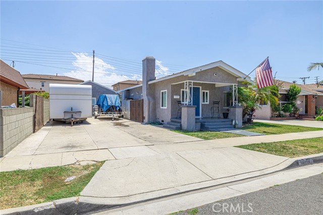 Detail Gallery Image 4 of 42 For 2548 E Washington St, Carson,  CA 90810 - 2 Beds | 1 Baths