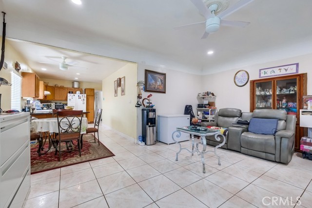 Detail Gallery Image 7 of 33 For 2663 Loosmore St, Los Angeles,  CA 90065 - 2 Beds | 1 Baths