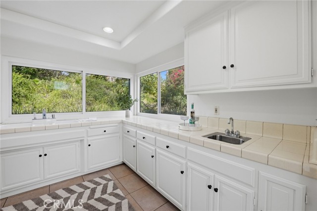 Detail Gallery Image 11 of 48 For 25952 Serenata, Mission Viejo,  CA 92691 - 5 Beds | 3/1 Baths