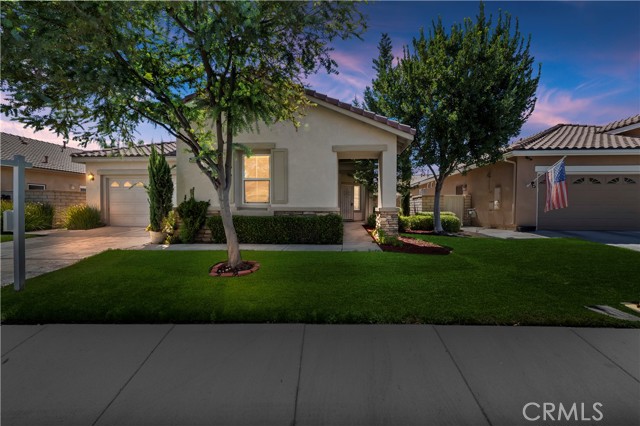 Detail Gallery Image 2 of 41 For 29527 Cedar Glen Ln, Menifee,  CA 92584 - 2 Beds | 2 Baths