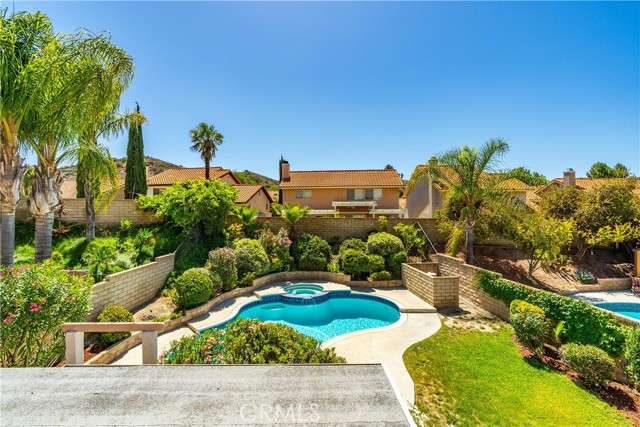 28852 Woodside Drive, Saugus CA: https://media.crmls.org/medias/545feb4e-a5d7-4875-961d-42eb8f8c498a.jpg