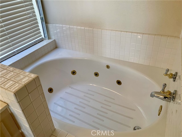 Detail Gallery Image 19 of 39 For 1418 Las Colinas, Banning,  CA 92220 - 3 Beds | 2/1 Baths