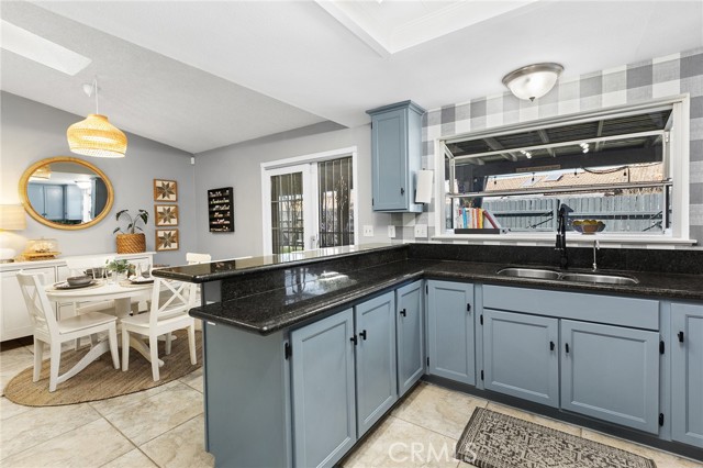 Detail Gallery Image 17 of 39 For 12659 Meadbury Dr, Moreno Valley,  CA 92553 - 4 Beds | 2 Baths