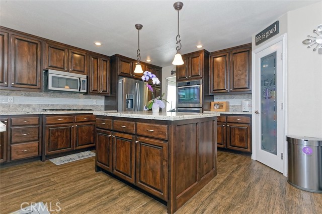 Detail Gallery Image 25 of 66 For 20403 Sundance Rd, Apple Valley,  CA 92308 - 3 Beds | 2/1 Baths