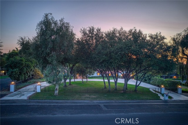 6695 N Van Ness Boulevard, Fresno CA: https://media.crmls.org/medias/5460ba8a-9a22-43d1-80f9-8c964b2ecb5b.jpg