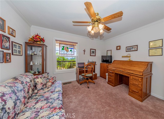 53235 Finegold Creek Court, North Fork CA: https://media.crmls.org/medias/54613378-eab4-43af-91ac-22ab1454271c.jpg