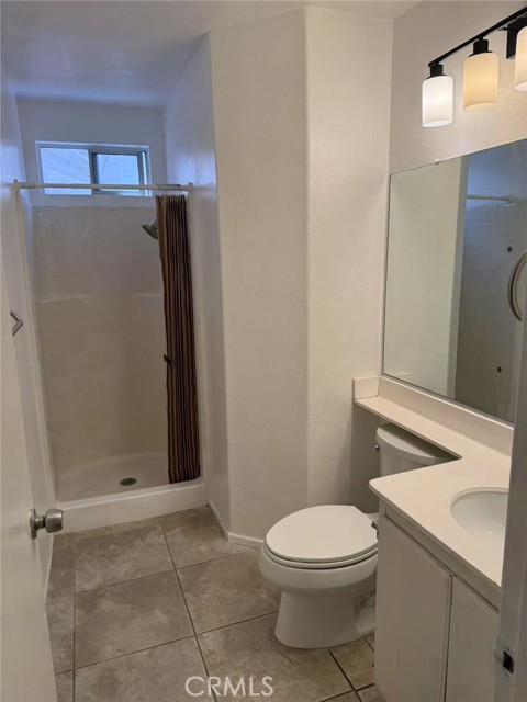 14041 Catalina Court, Fontana CA: https://media.crmls.org/medias/54618daf-092e-4a4a-83f1-6be242dfc630.jpg