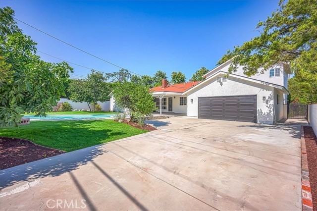 1375 N Euclid Avenue, Upland CA: https://media.crmls.org/medias/5461c58c-b832-4ecb-b5c7-3eeb029fad30.jpg