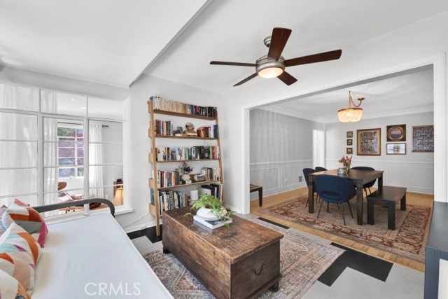2527 Canyon Drive, Los Angeles CA: https://media.crmls.org/medias/54623362-81a6-44f7-aca8-a99ff3052c38.jpg