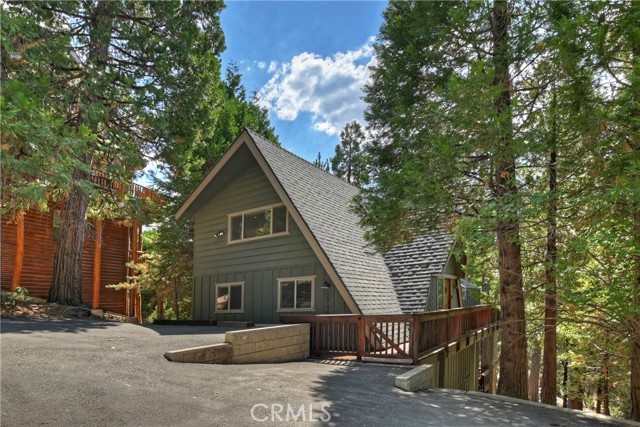 Detail Gallery Image 45 of 52 For 27488 Cedarwood Ct, Lake Arrowhead,  CA 92352 - 3 Beds | 3 Baths