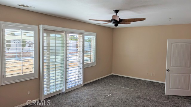 6738 Serrano Avenue, Hesperia CA: https://media.crmls.org/medias/5462a7e1-7f78-465a-b86d-5fc4342e1cbe.jpg