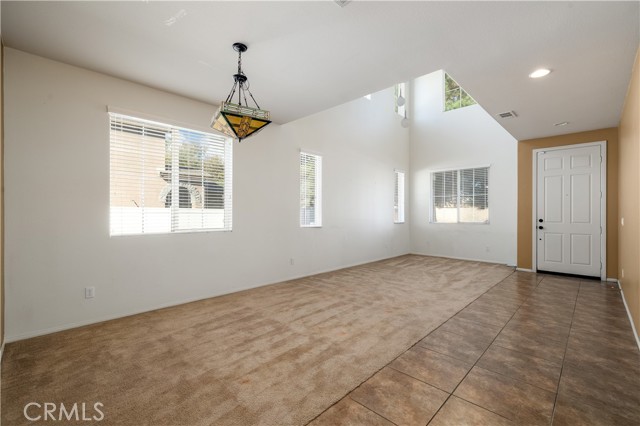 2096 Wild Thyme, San Jacinto CA: https://media.crmls.org/medias/5462c03c-b2b0-4e29-866c-4ae57592d52d.jpg