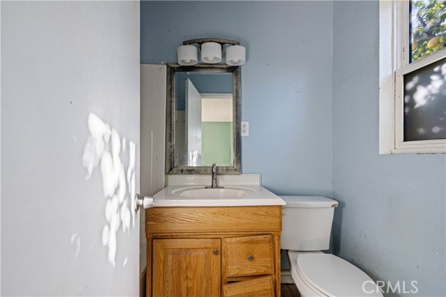 Detail Gallery Image 16 of 21 For 8544 Noble Ave, North Hills,  CA 91343 - 3 Beds | 2 Baths