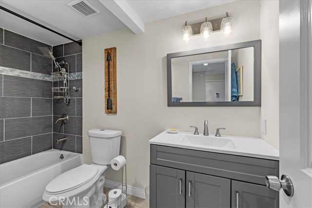 Detail Gallery Image 16 of 26 For 765 W 26th #310 St, San Pedro,  CA 90731 - 2 Beds | 2 Baths