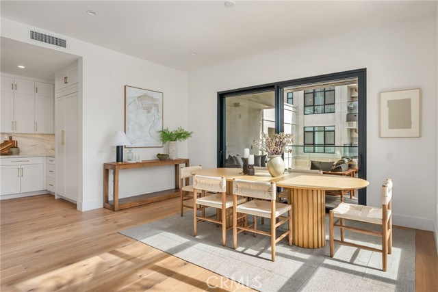 Detail Gallery Image 5 of 40 For 4261 Uptown Newport Drive #1,  Newport Beach,  CA 92660 - 3 Beds | 2/1 Baths