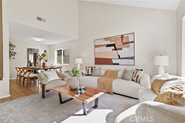 Detail Gallery Image 7 of 55 For 12547 Yosemite, Cerritos,  CA 90703 - 4 Beds | 3 Baths