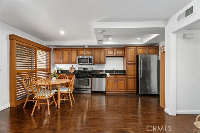 12526 Cuesta Drive, Cerritos CA: https://media.crmls.org/medias/5464531c-1024-4a8e-9819-96d17334003e.jpg