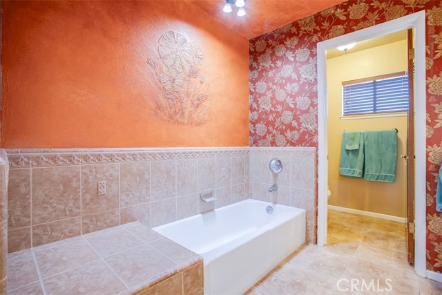 Detail Gallery Image 23 of 49 For 18355 Niagara Dr, Victorville,  CA 92395 - 3 Beds | 2 Baths