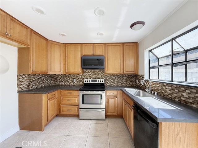 Detail Gallery Image 7 of 23 For 231 Springview, Irvine,  CA 92620 - 2 Beds | 1 Baths